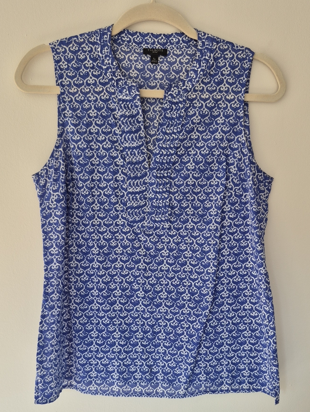 Talbots Blue and White Sleeveless Top
